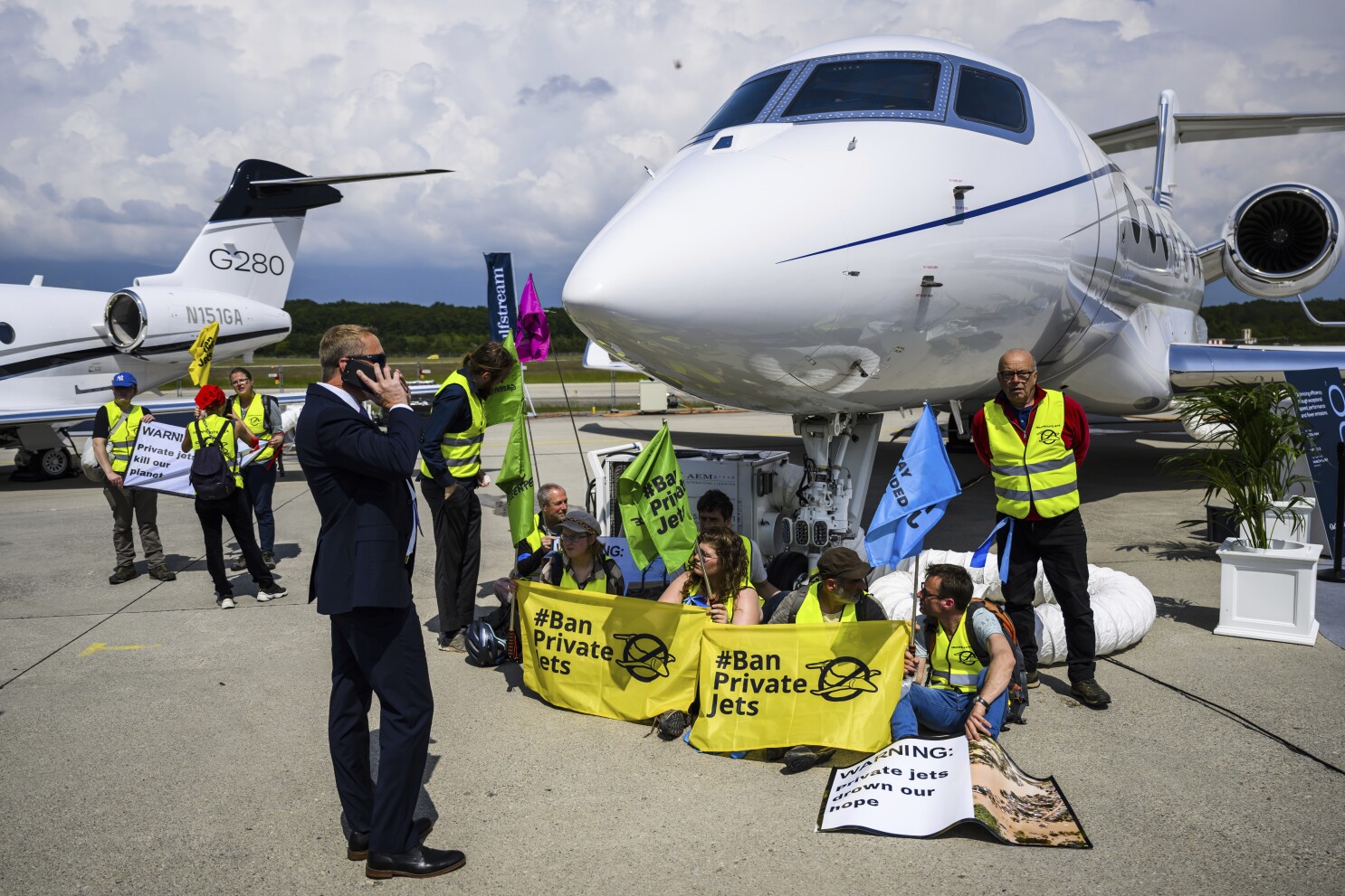 Climate activists target jets, yachts and golf in a string of